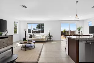 408 Tanoak St, Hollister, CA 95023 - Photo 7