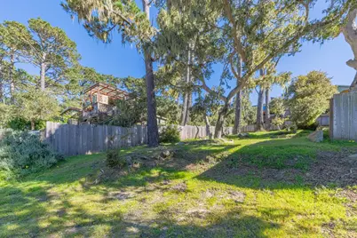 1015 Hillside Ave, Pacific Grove, CA 93950 - Photo 3