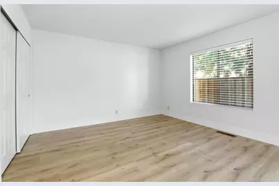 1555 Hecker Pass Rd H102, Gilroy, CA 95020 - Photo 17