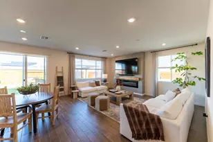 1880 Violet Dr, Hollister, CA 95023 - Photo 11