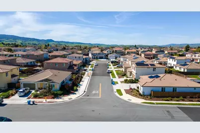 1880 Violet Dr, Hollister, CA 95023 - Photo 55