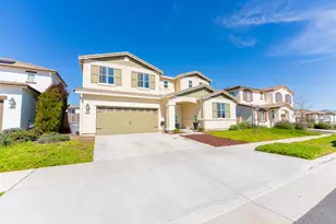 1880 Violet Dr, Hollister, CA 95023 - Photo 3