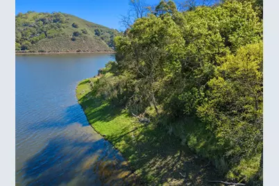 17556 Chesbro Lake Dr, Morgan Hill, CA 95037 - Photo 5