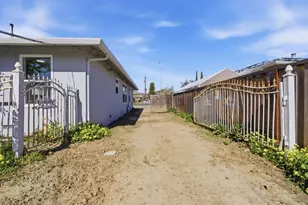 1360 Saratoga Ave, San Jose, CA 95129 - Photo 51