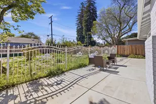 1360 Saratoga Ave, San Jose, CA 95129 - Photo 45