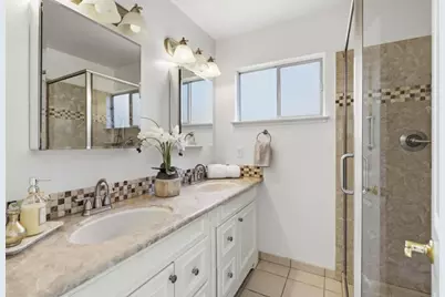 5948 Royal Ann Dr, San Jose, CA 95129 - Photo 23