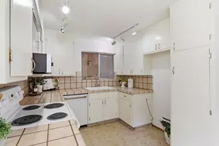 5948 Royal Ann Dr, San Jose, CA 95129 - Photo 13