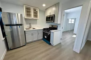 1072 Vine St, San Jose, CA 95110 - Photo 11