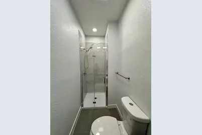 1072 Vine St, San Jose, CA 95110 - Photo 7