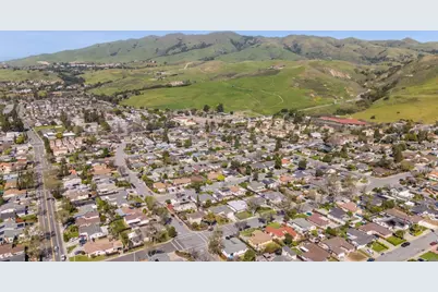 1787 Canton Dr, Milpitas, CA 95035 - Photo 37