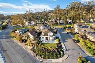 634 Coronado St, El Granada, CA 94018 - Photo 3