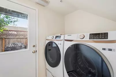 110 Library Ln, Santa Cruz, CA 95062 - Photo 23