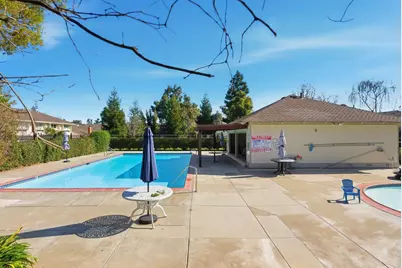 20012 Northcrest Sq, Cupertino, CA 95014 - Photo 19