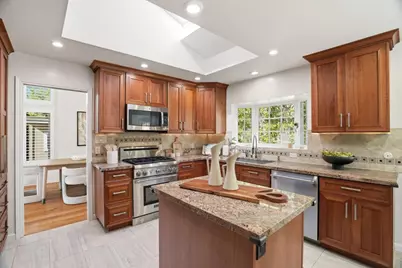 1315 Bright Oaks Ct, Los Altos, CA 94024 - Photo 9