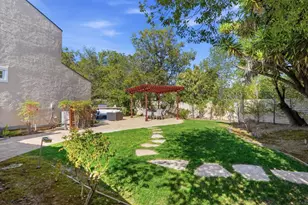 1315 Bright Oaks Ct, Los Altos, CA 94024 - Photo 43