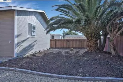 1753 Church St, Oakland, CA 94621 - Photo 3