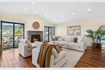 266 6th St, Montara, CA 94037 - Photo 9