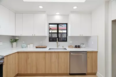 629 Pilgrim Dr, Foster City, CA 94404 - Photo 9