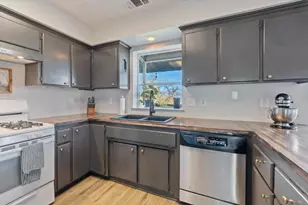 19789 Weide Way, Anderson, CA 96007 - Photo 15