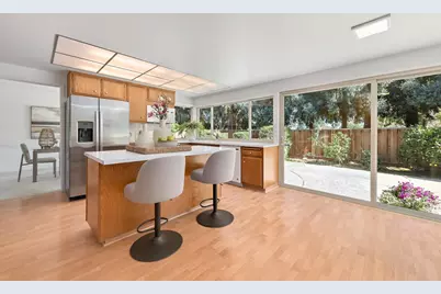 880 Russet Dr, Sunnyvale, CA 94087 - Photo 9