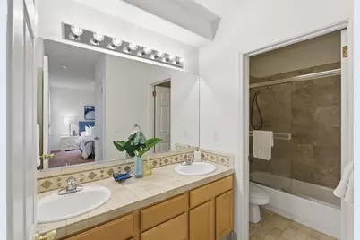 63 Lois Ln, San Francisco, CA 94134 - Photo 33