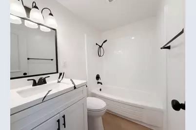 27723 Foxlane Dr, Canyon Country, CA 91351 - Photo 15