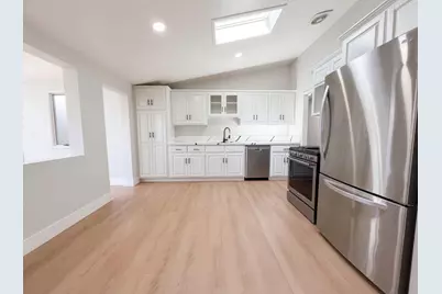 27723 Foxlane Dr, Canyon Country, CA 91351 - Photo 5