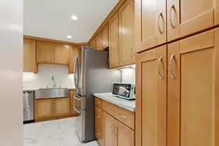 8484 Grenache Ct, San Jose, CA 95135 - Photo 5