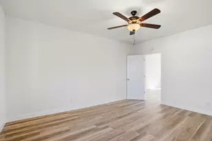 345 S Pilgrim St, Stockton, CA 95205 - Photo 17