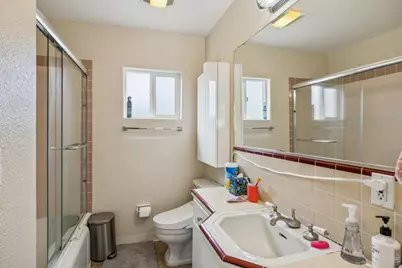 674 Bryson Ave, Palo Alto, CA 94306 - Photo 29