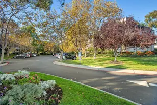 1061 Beach Park Blvd 307, Foster City, CA 94404 - Photo 5