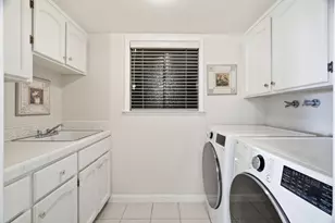 911 Matts Ct, Los Altos, CA 94024 - Photo 41