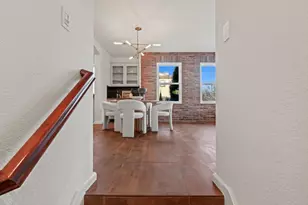 451 Chagall St, Mountain View, CA 94041 - Photo 5