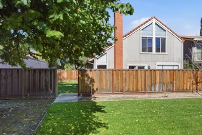 2570 Downing Ave, San Jose, CA 95128 - Photo 43