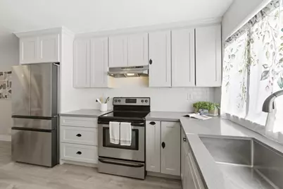 2570 Downing Ave, San Jose, CA 95128 - Photo 19