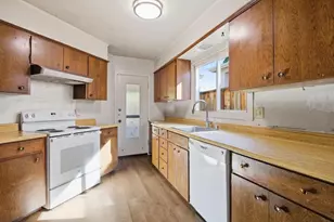 601 Palmer Ln, Menlo Park, CA 94025 - Photo 13