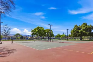 6852 Rainbow Dr, San Jose, CA 95129 - Photo 55