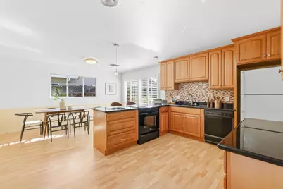 6852 Rainbow Dr, San Jose, CA 95129 - Photo 11