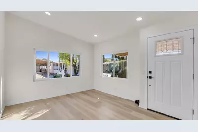 499 Millpond Dr 499, San Jose, CA 95125 - Photo 17