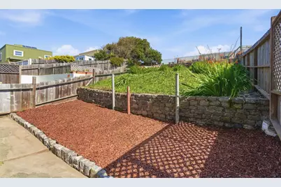 2126 43rd Ave, San Francisco, CA 94116 - Photo 29