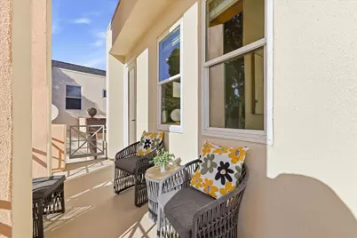 819 Lakeshore Dr, Redwood City, CA 94065 - Photo 41