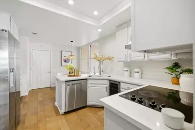 819 Lakeshore Dr, Redwood City, CA 94065 - Photo 15