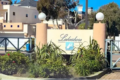 819 Lakeshore Dr, Redwood City, CA 94065 - Photo 59