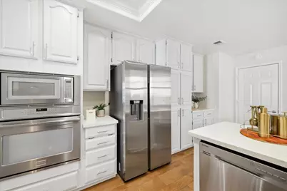 819 Lakeshore Dr, Redwood City, CA 94065 - Photo 17