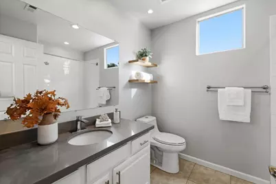 819 Lakeshore Dr, Redwood City, CA 94065 - Photo 43