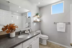 819 Lakeshore Dr., Redwood City, CA 94065 - Photo 43