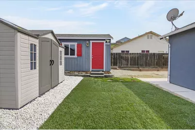 821 Feather Ct, Hollister, CA 95023 - Photo 3