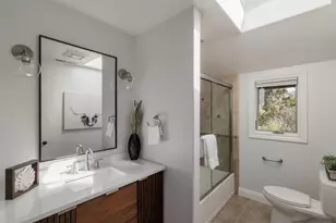 475 Fir Ln, Los Altos, CA 94024 - Photo 27