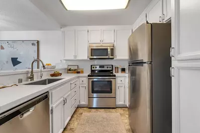 1913 La Terrace Cir, San Jose, CA 95123 - Photo 3