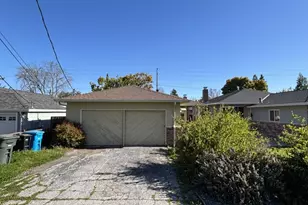 139 Alexander Ave, Redwood City, CA 94061 - Photo 1
